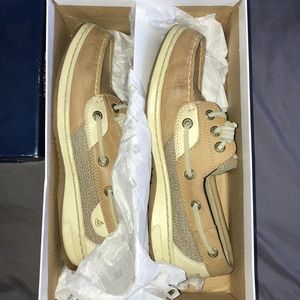 Tan Sperry’s